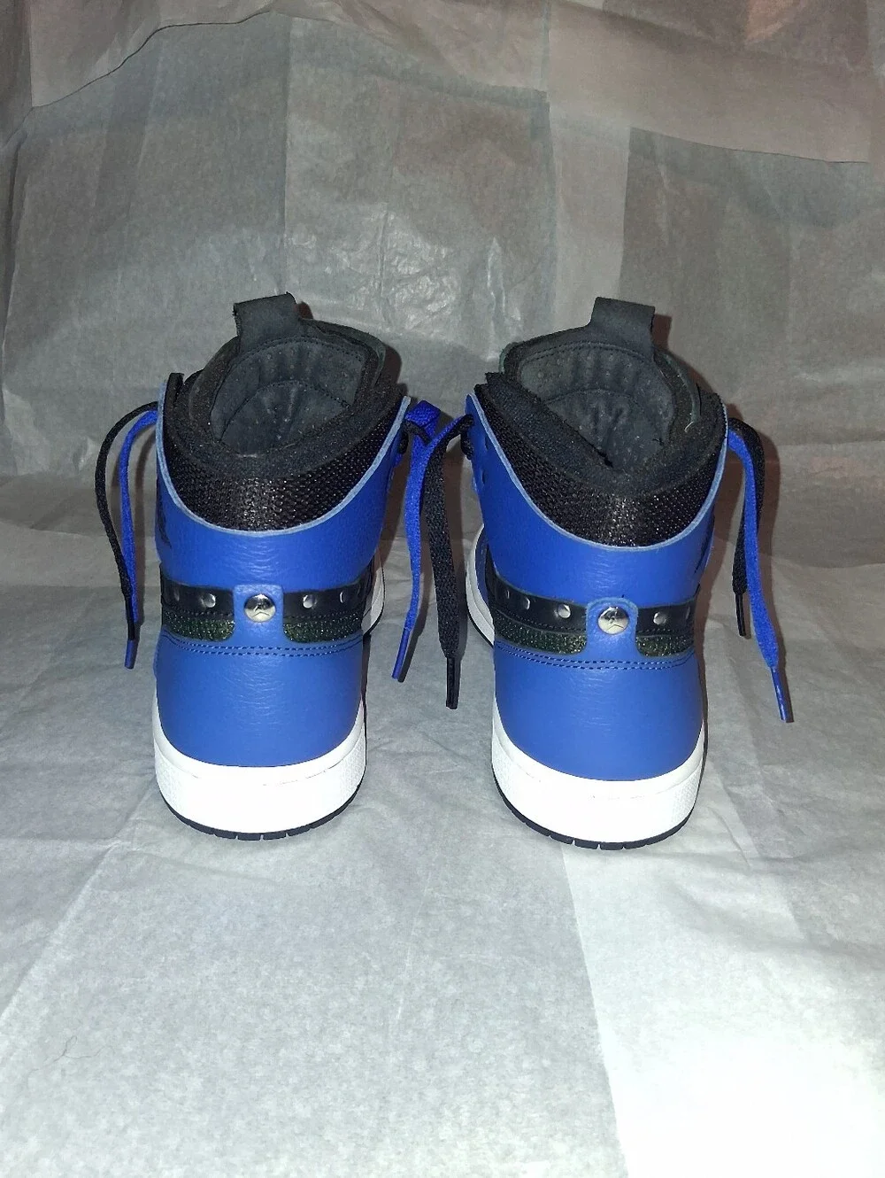 Jordan 1 Retro Sneakers Women 7.5